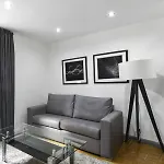 Central London Cosy 4 Beds